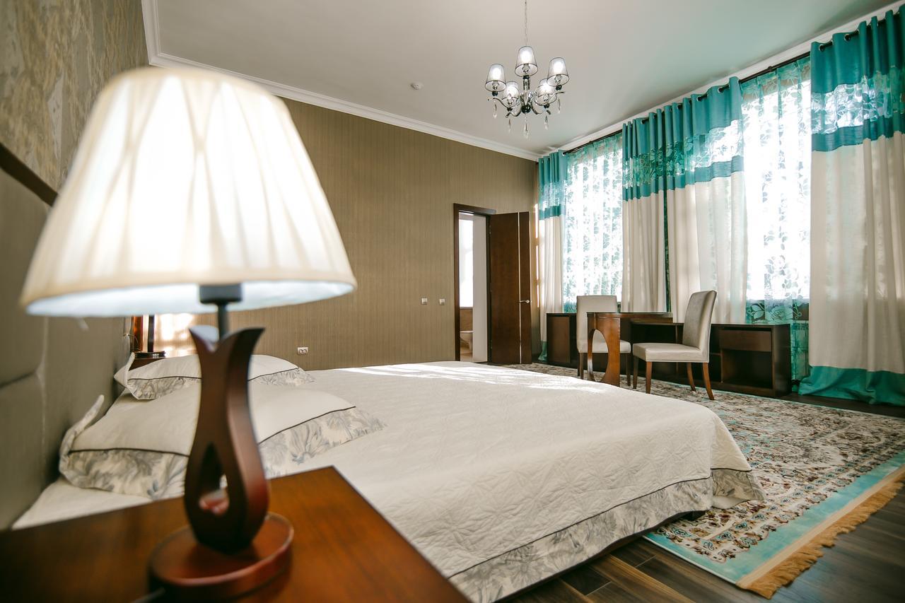 Hotel Inju タラズ エクステリア 写真